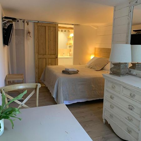 Appart'Hotel 27 Le Lion D'Or Malaucene Luaran gambar