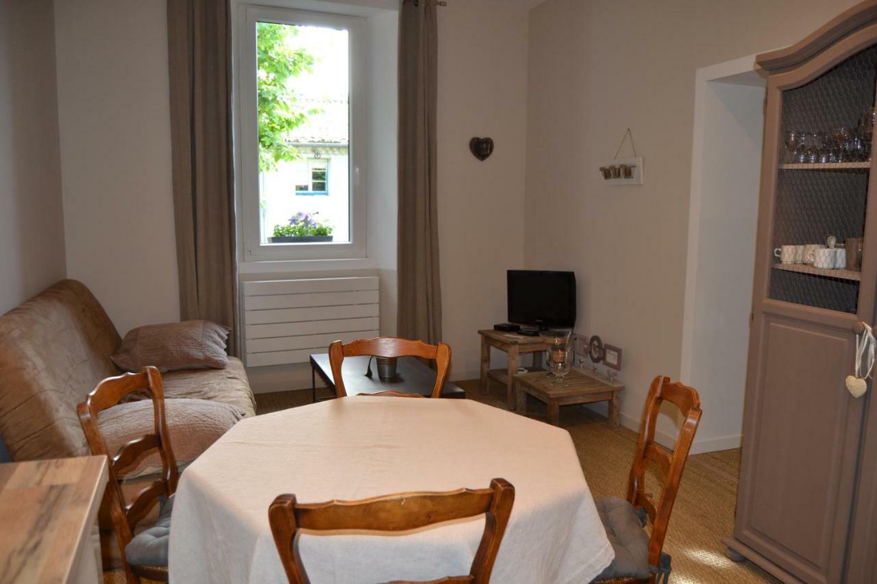 Appart'Hotel 27 Le Lion D'Or Malaucene Luaran gambar